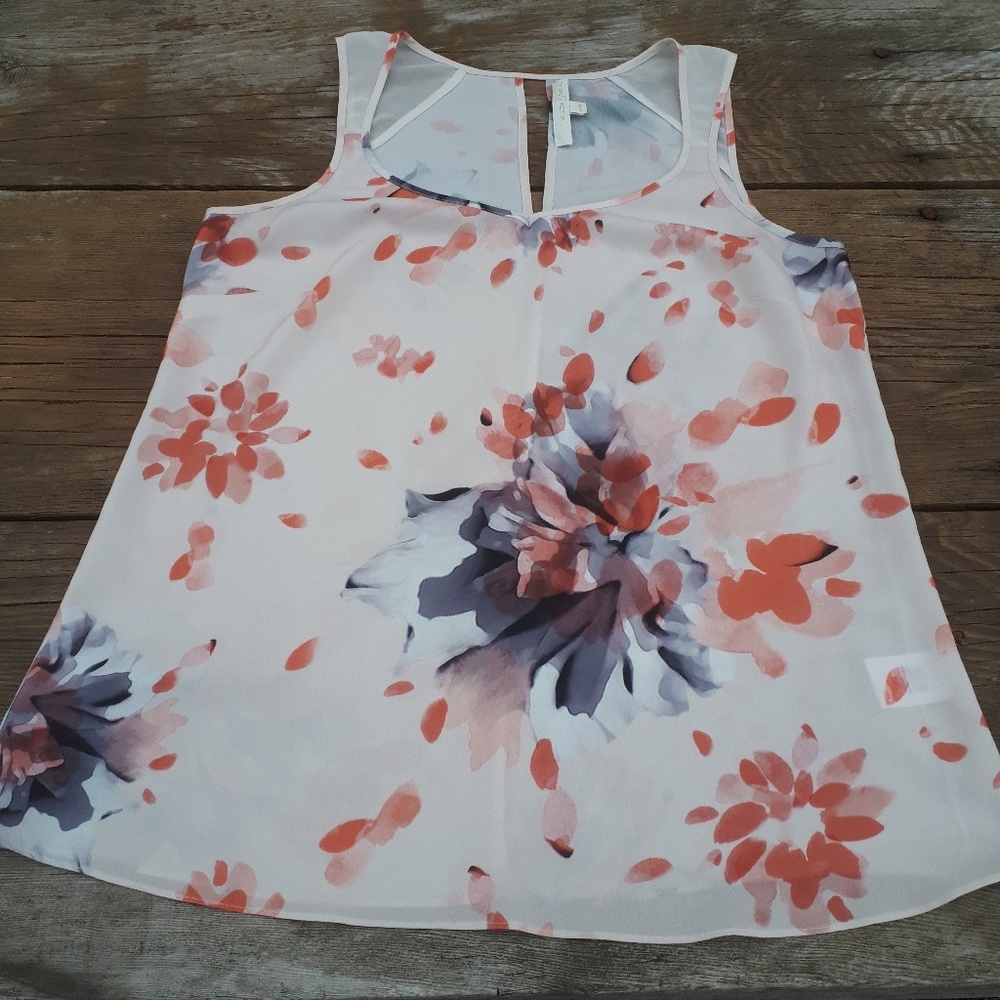 Willow & Thread Floral Print Sleeveless Blouse